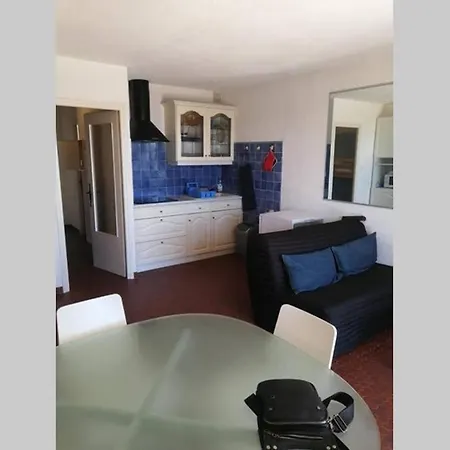 Daire Studio 30m2 Sur La Presqu'ile De Giens Dans Privee Avec Piscine *