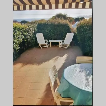 Studio 30m2 Sur La Presqu'ile De Giens Dans Privee Avec Piscine Daire